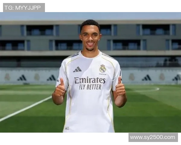 皇马足球明星引领新世纪王朝建设 球场内外的传奇与荣耀